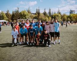 炸裂表现 杨瀚森血帽同届榜眼秀 勇擒西部第二马刺