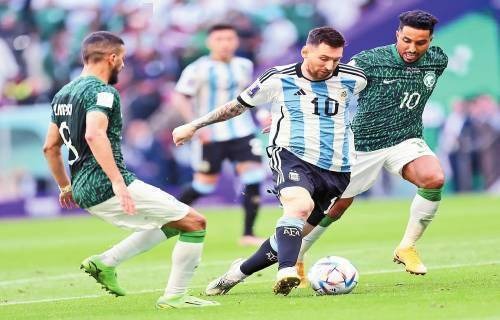 央视不播！今晚7：35，广东出击，杜锋谨防爆冷，张庆鹏或被打下课